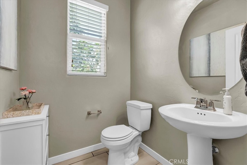 4154 N Sandrini Ave, Fresno, CA 93723