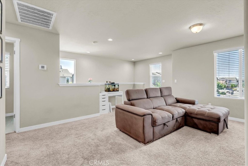 4154 N Sandrini Ave, Fresno, CA 93723