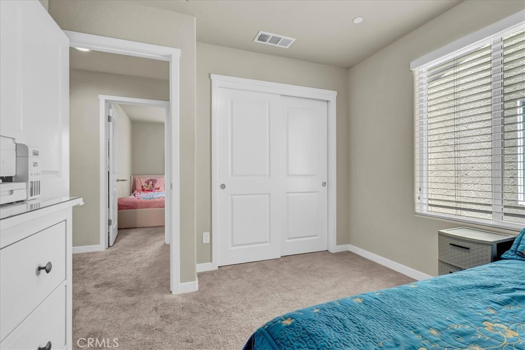 4154 N Sandrini Ave, Fresno, CA 93723
