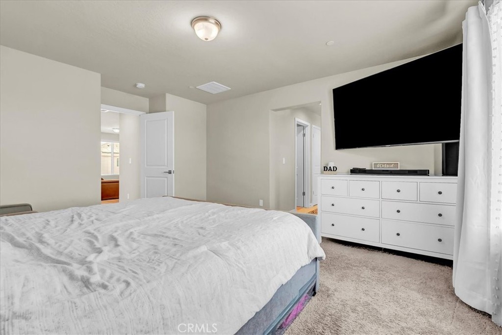4154 N Sandrini Ave, Fresno, CA 93723