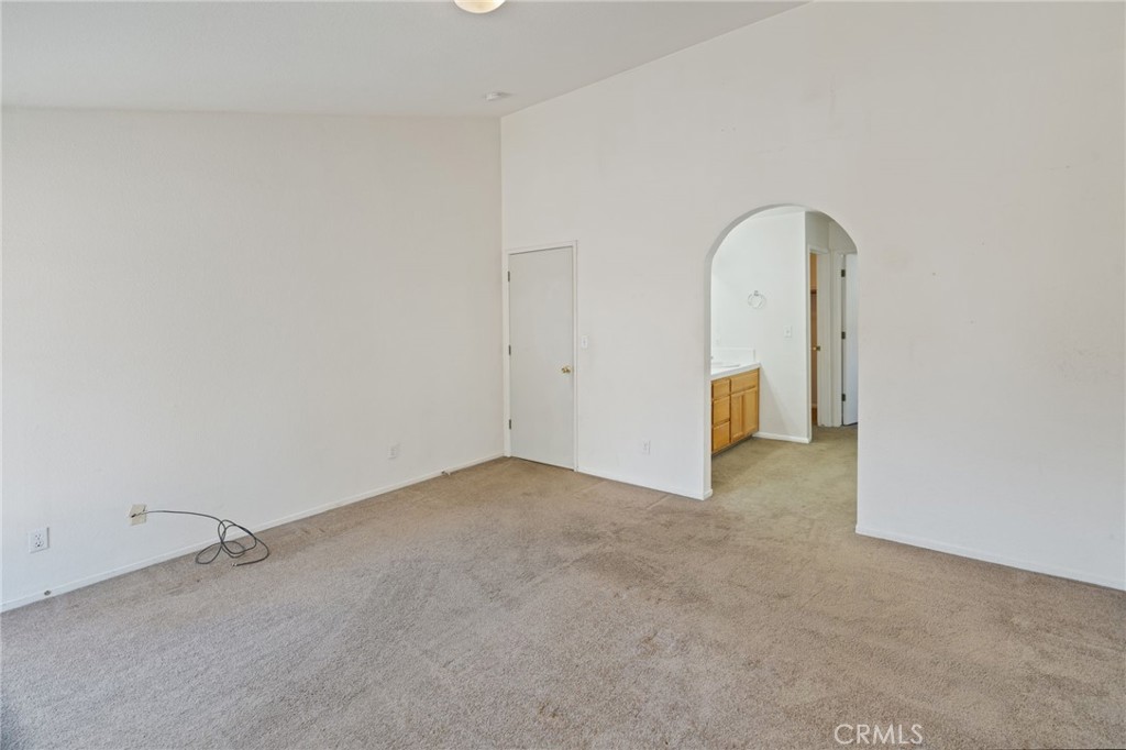 2066 Hastings Dr, Los Banos, CA 93635