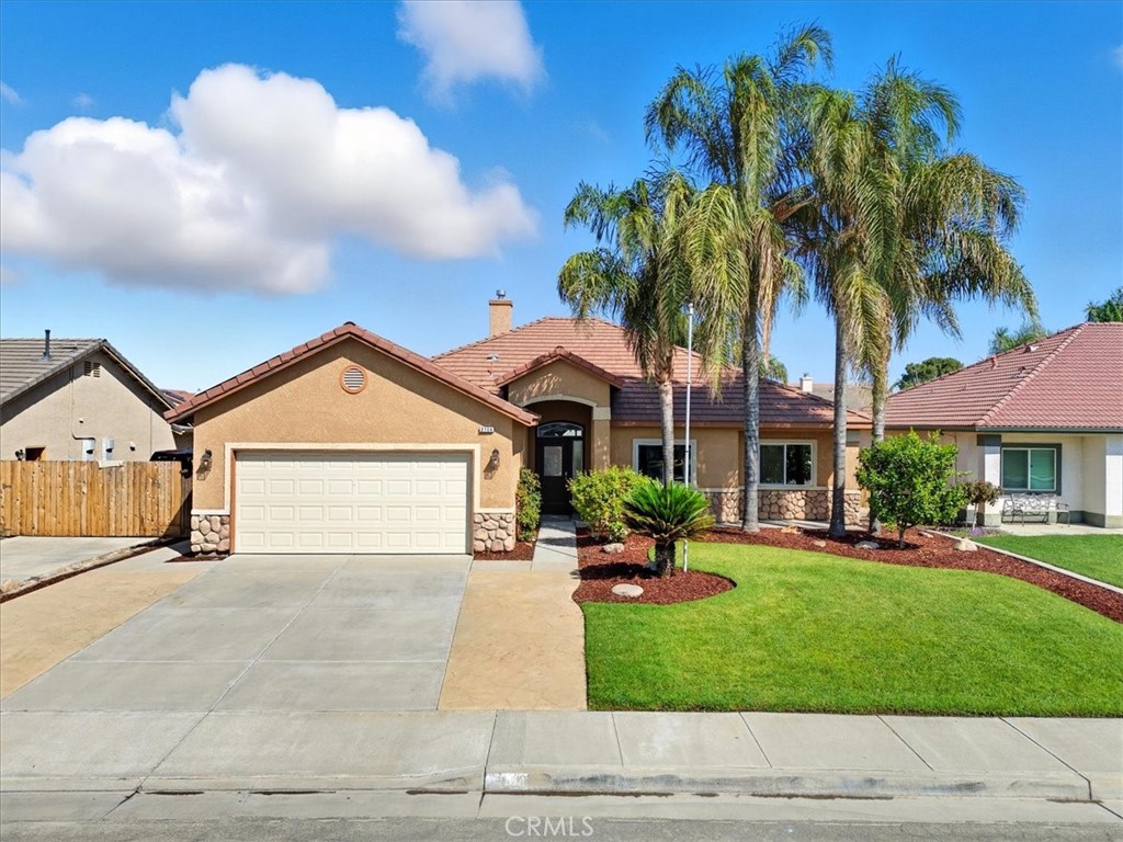 2104 Franklin Way, Hanford, CA 93230