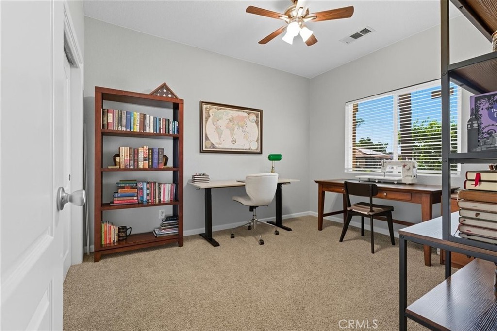 2104 Franklin Way, Hanford, CA 93230