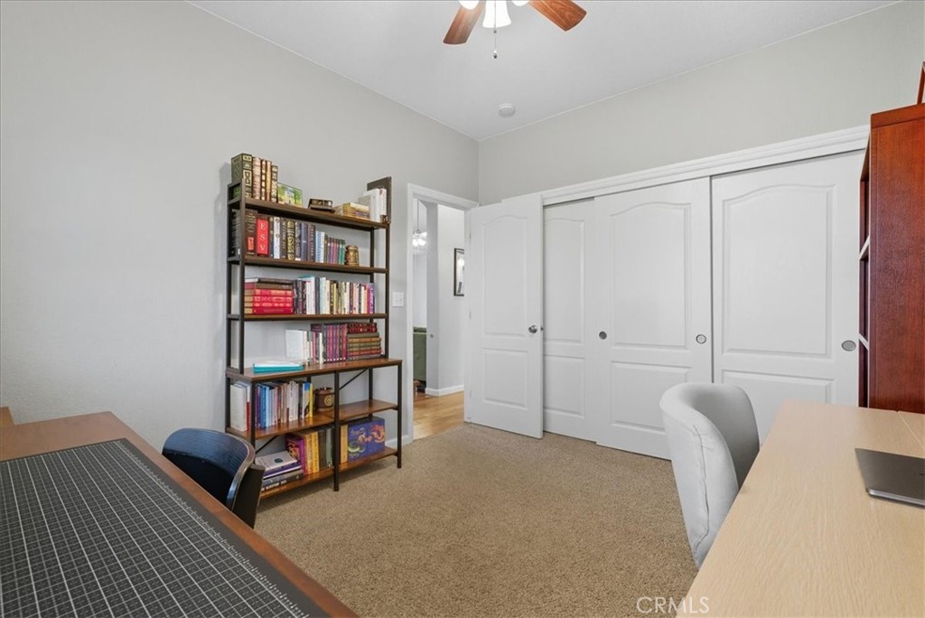 2104 Franklin Way, Hanford, CA 93230