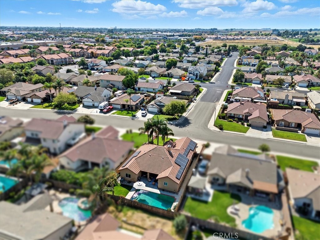 2104 Franklin Way, Hanford, CA 93230