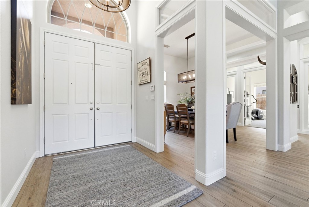 170 W Pioneer Way, Hanford, CA 93230