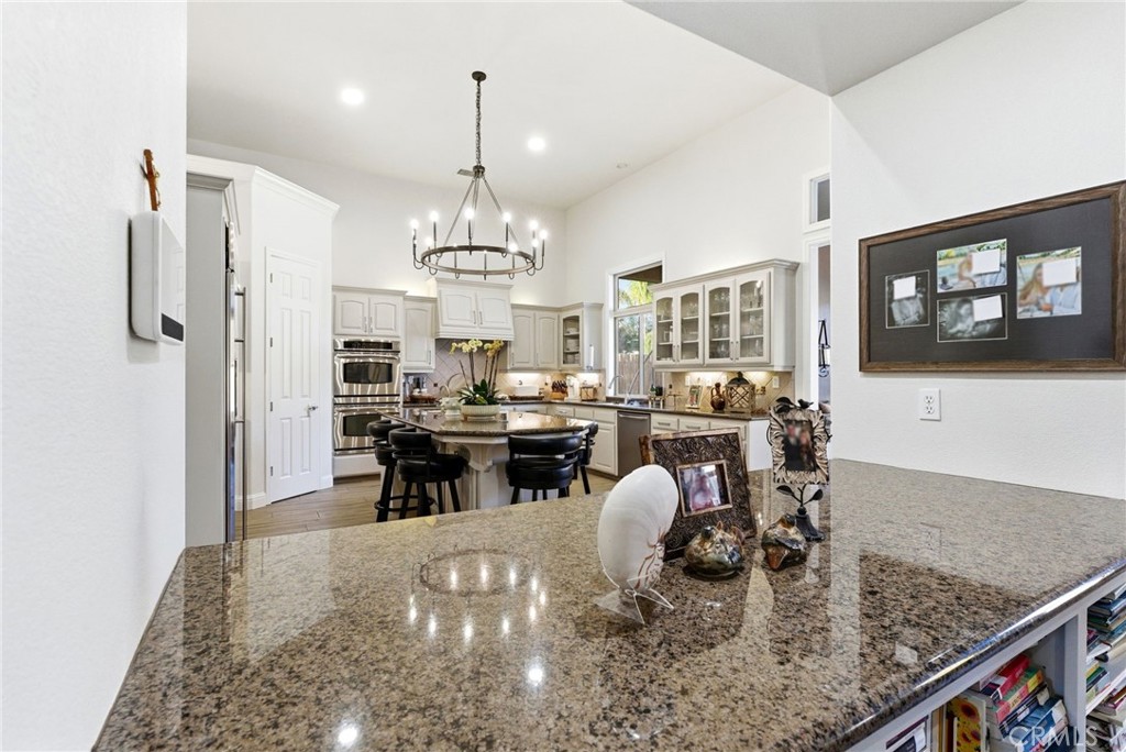 170 W Pioneer Way, Hanford, CA 93230