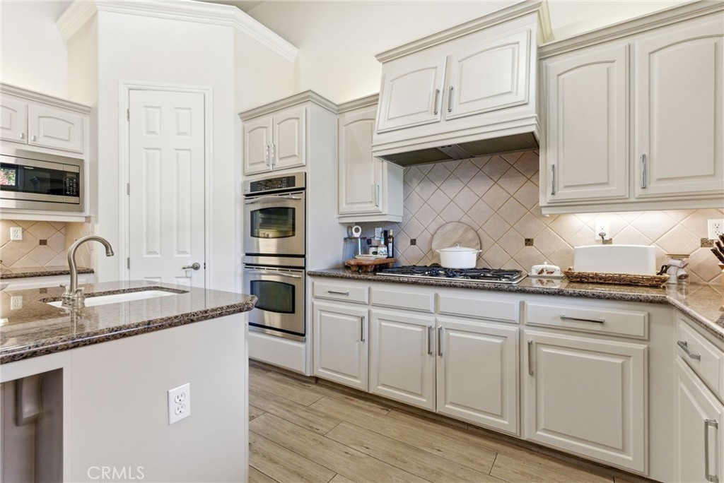 170 W Pioneer Way, Hanford, CA 93230