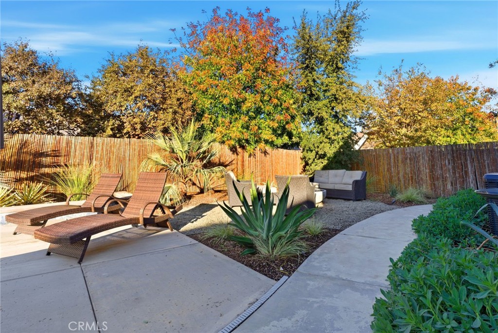 170 W Pioneer Way, Hanford, CA 93230