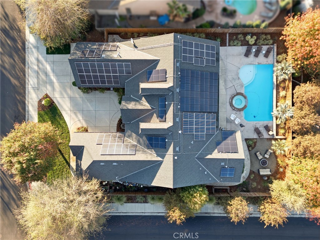 170 W Pioneer Way, Hanford, CA 93230