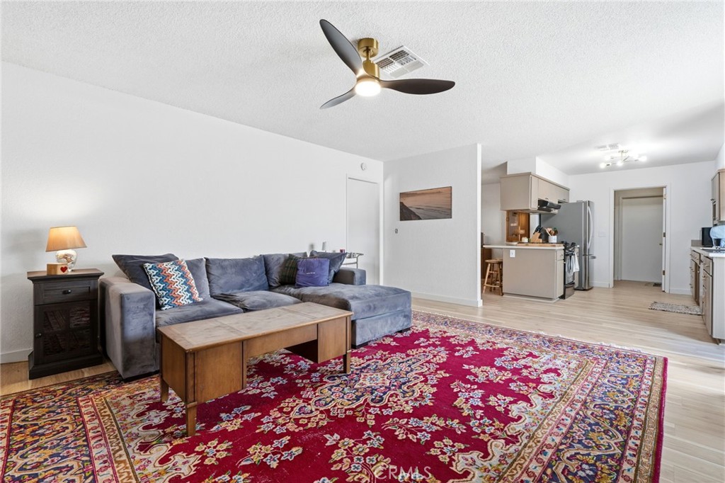 905 Redwood, Lemoore, CA 93245