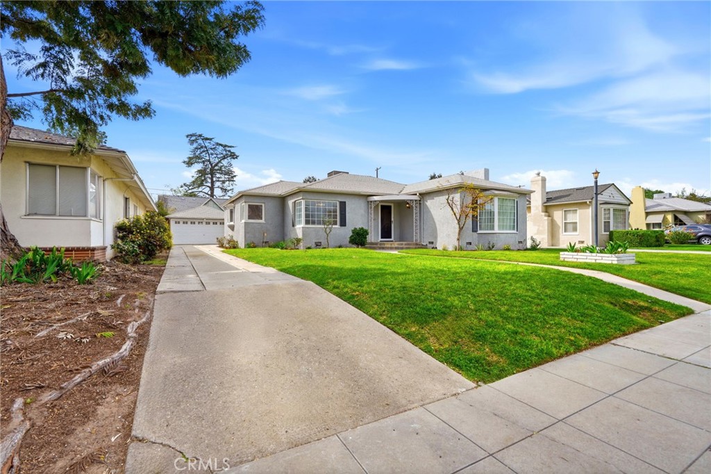 1647 N Harrison, Fresno, CA 93704