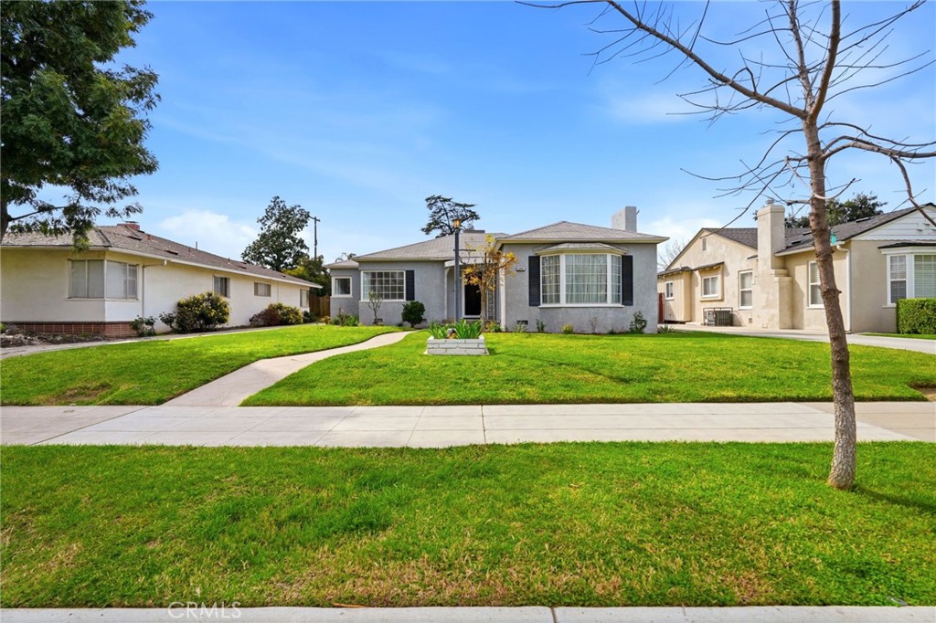 1647 N Harrison, Fresno, CA 93704