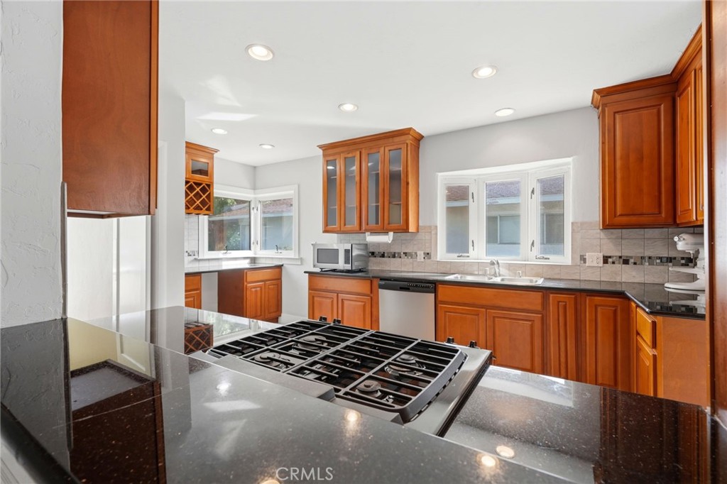 1647 N Harrison, Fresno, CA 93704