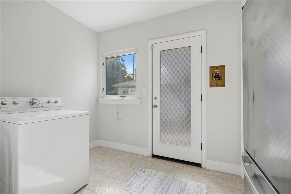 1647 N Harrison, Fresno, CA 93704