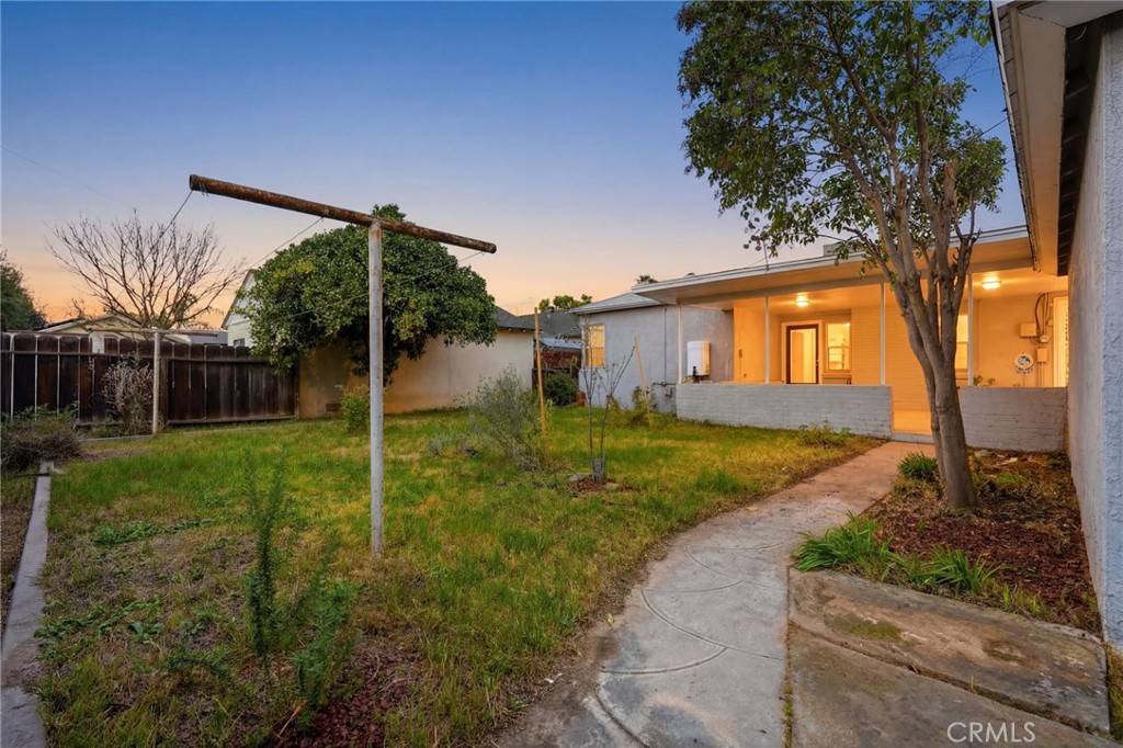 1647 N Harrison, Fresno, CA 93704