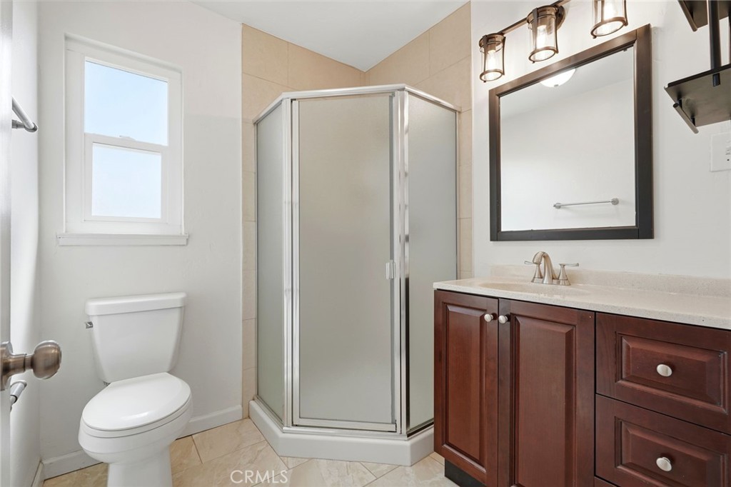 1931 N Douty, Hanford, CA 93230