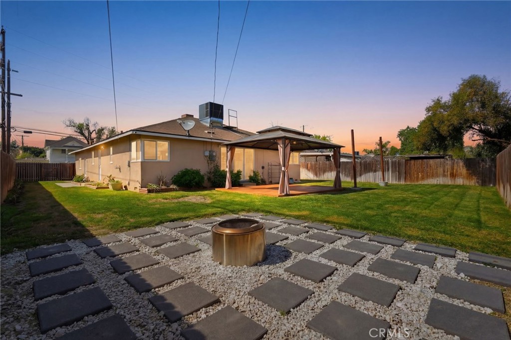 1931 N Douty, Hanford, CA 93230