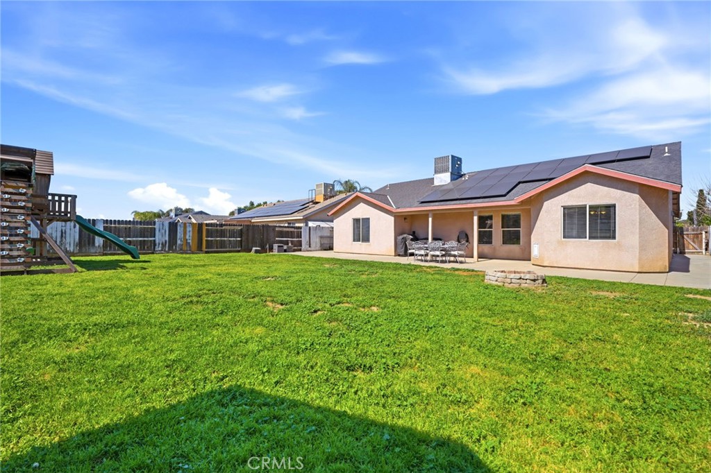 1849 W Spring Crest, Hanford, CA 93230