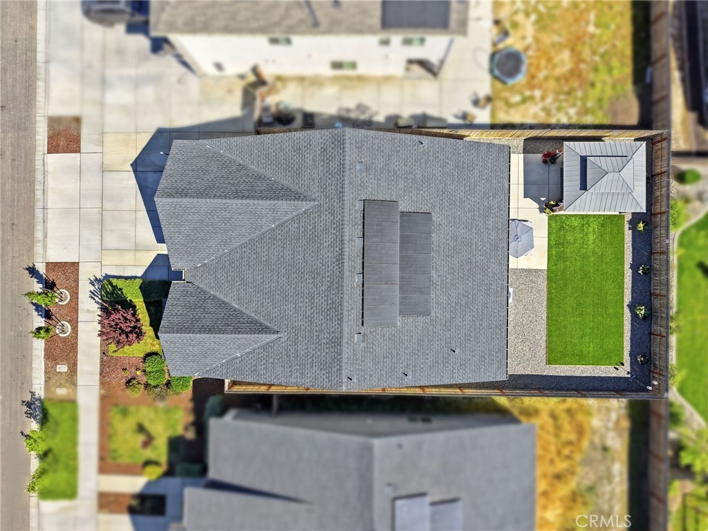 2587 W Heather, Hanford, CA 93230