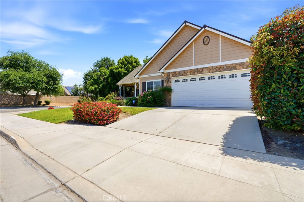 4651 W Morris Ave, Fresno, CA 93722