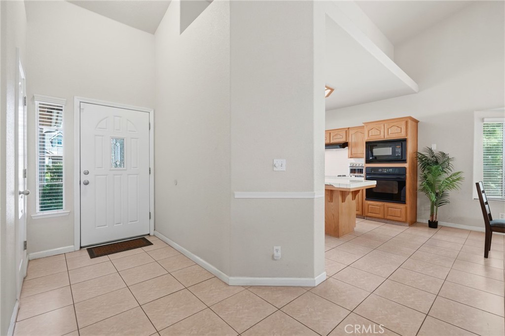 4651 W Morris Ave, Fresno, CA 93722