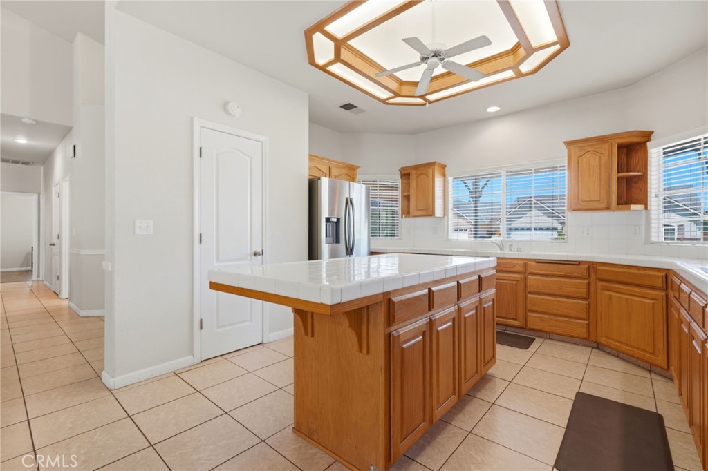4651 W Morris Ave, Fresno, CA 93722