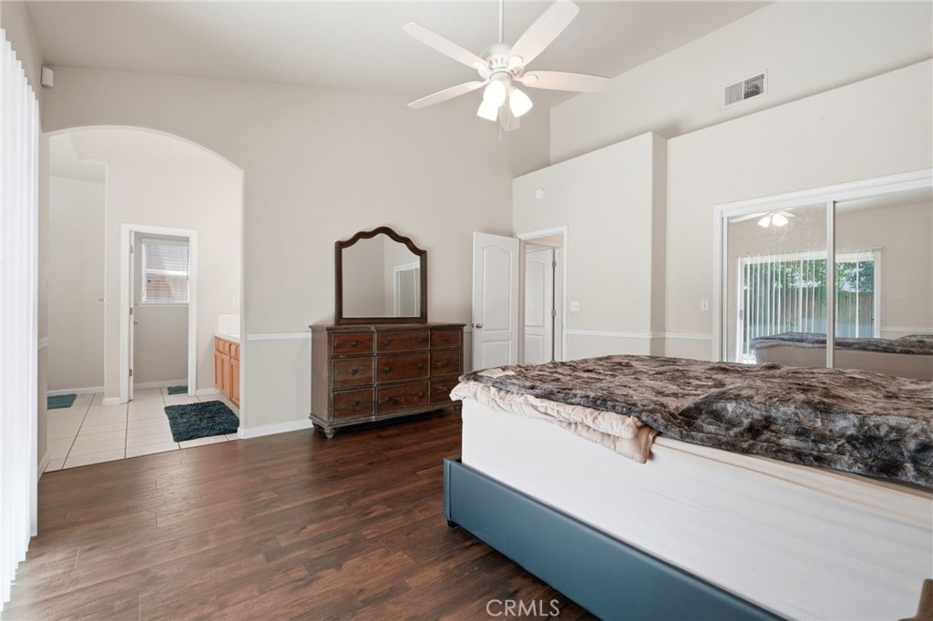 4651 W Morris Ave, Fresno, CA 93722
