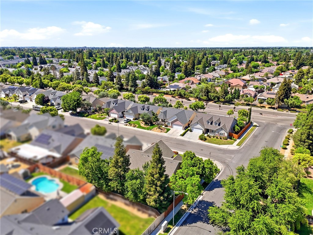 4651 W Morris Ave, Fresno, CA 93722