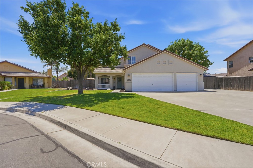 917 Margaret, Hanford, CA 93230