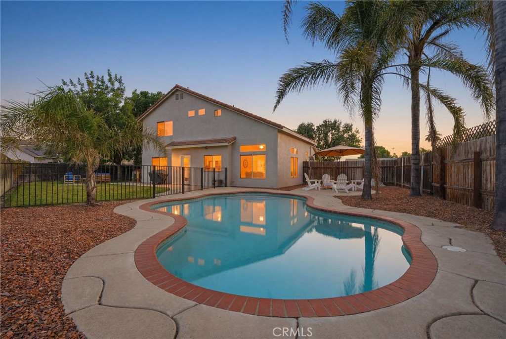 917 Margaret, Hanford, CA 93230