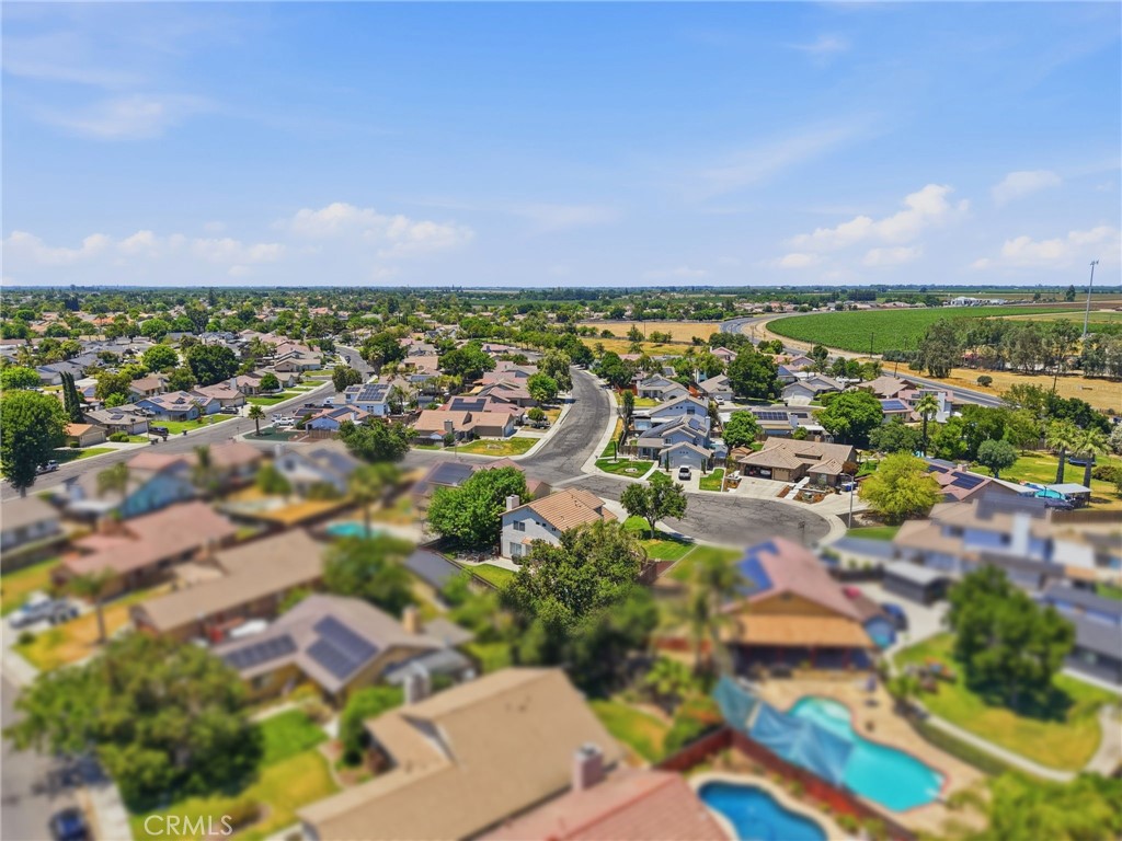 917 Margaret, Hanford, CA 93230
