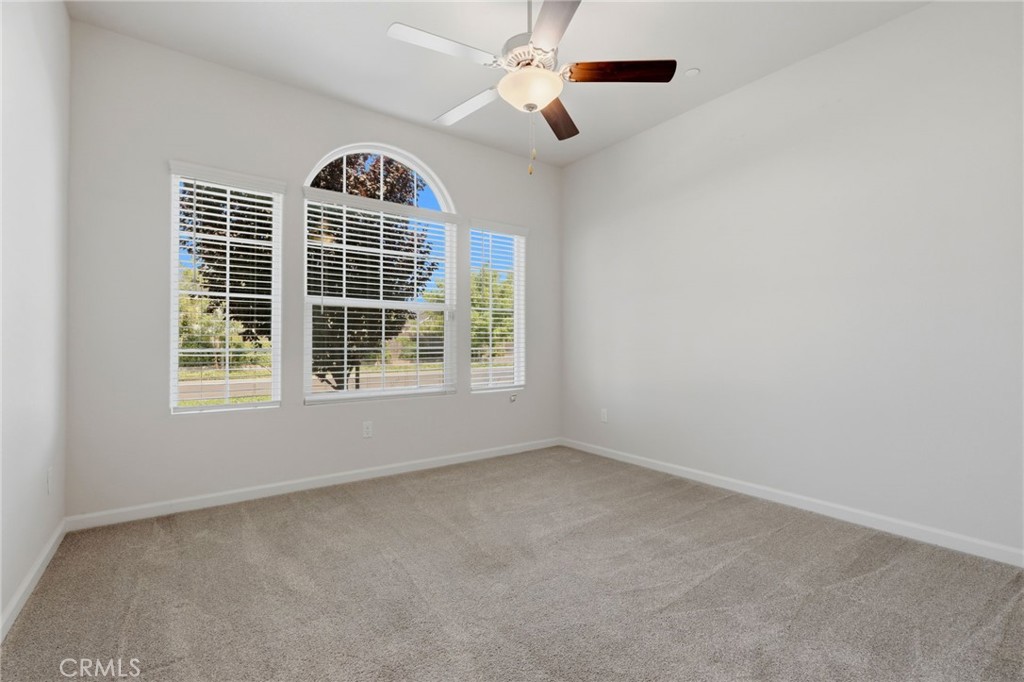 2025 Madeline Dr, Hanford, CA 93230