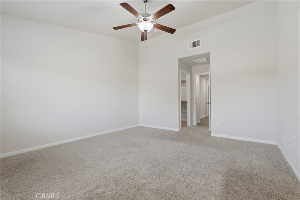 2081 Madeline Dr, Hanford, CA 93230
