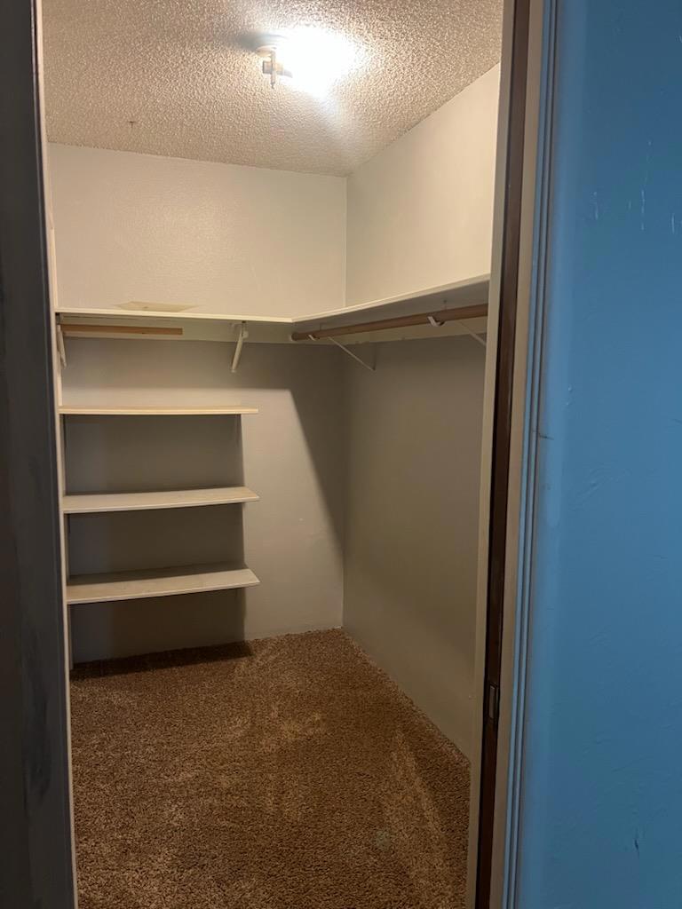 2189 N Burl Dr, Hanford, CA 93230