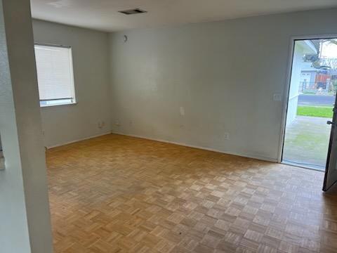 2189 N Burl Dr, Hanford, CA 93230