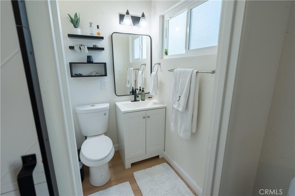 10955 Abby Ln, Hanford, CA 93230