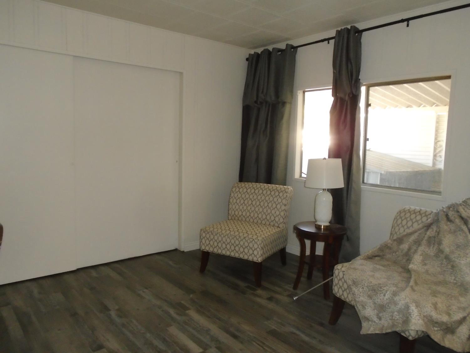 860 #80 E Grangeville Blvd #80, Hanford, CA 93230