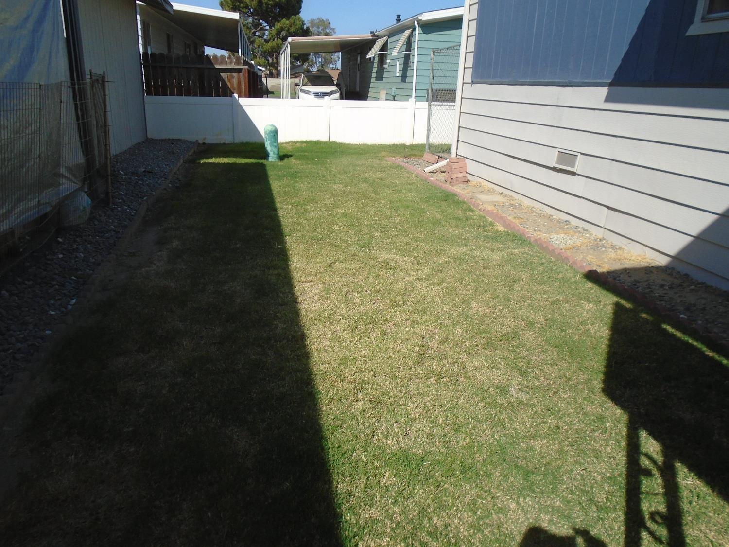 860 #80 E Grangeville Blvd #80, Hanford, CA 93230