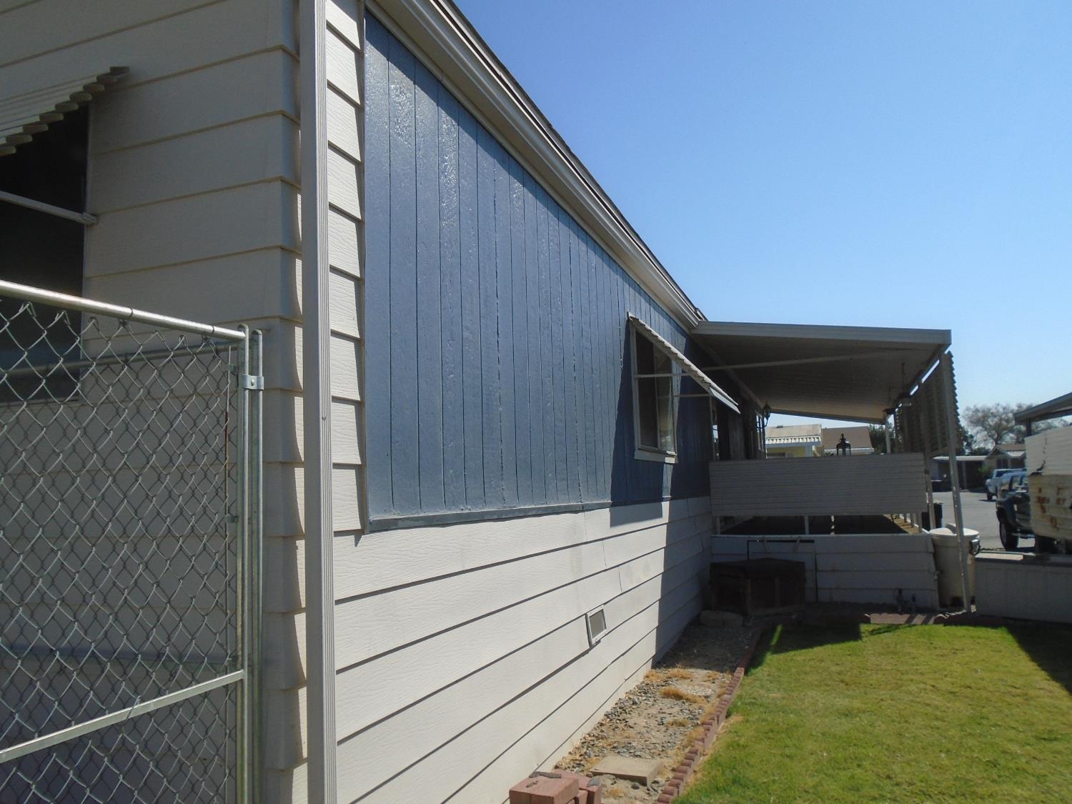 860 #80 E Grangeville Blvd #80, Hanford, CA 93230