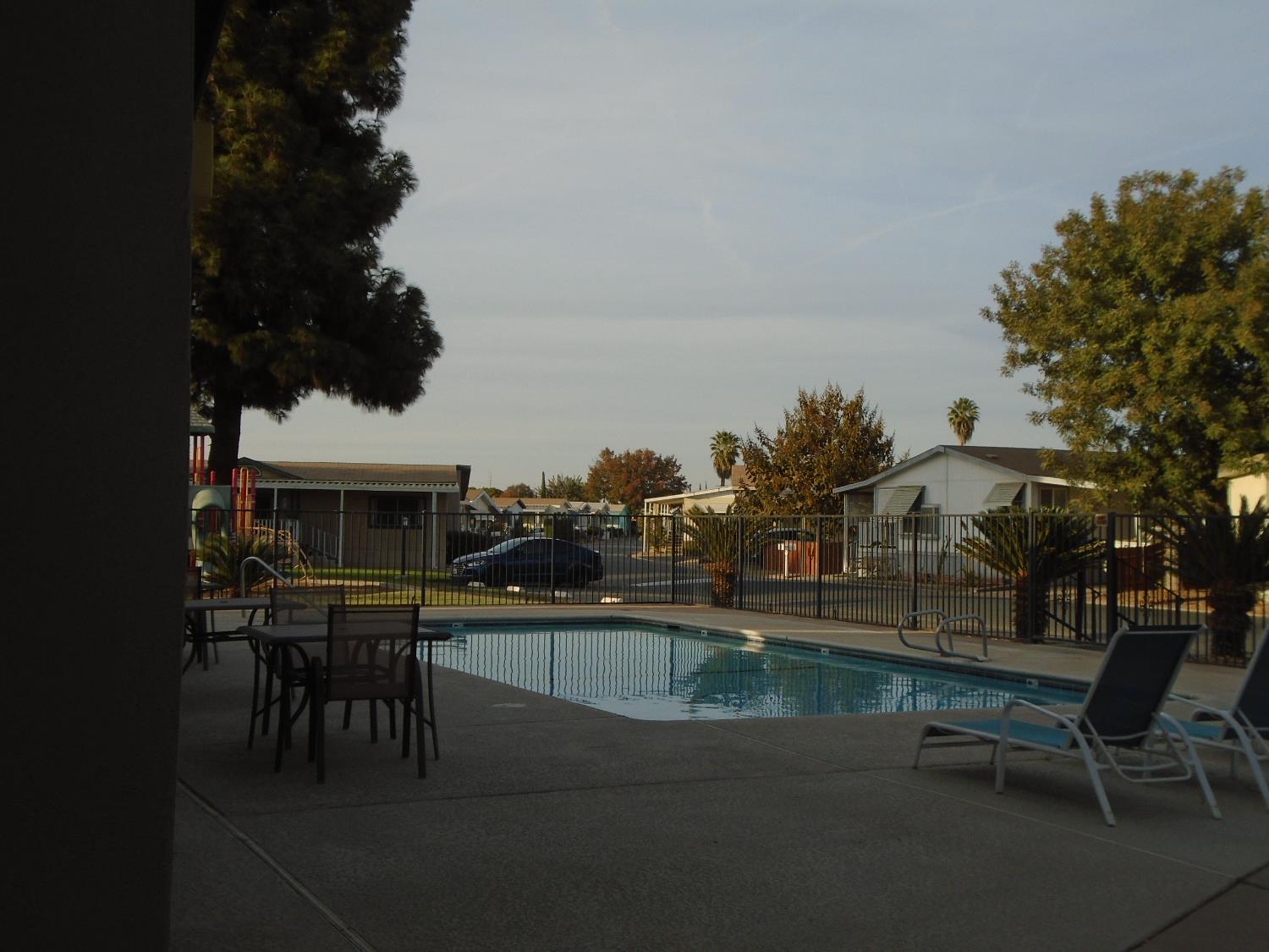 860 #80 E Grangeville Blvd #80, Hanford, CA 93230
