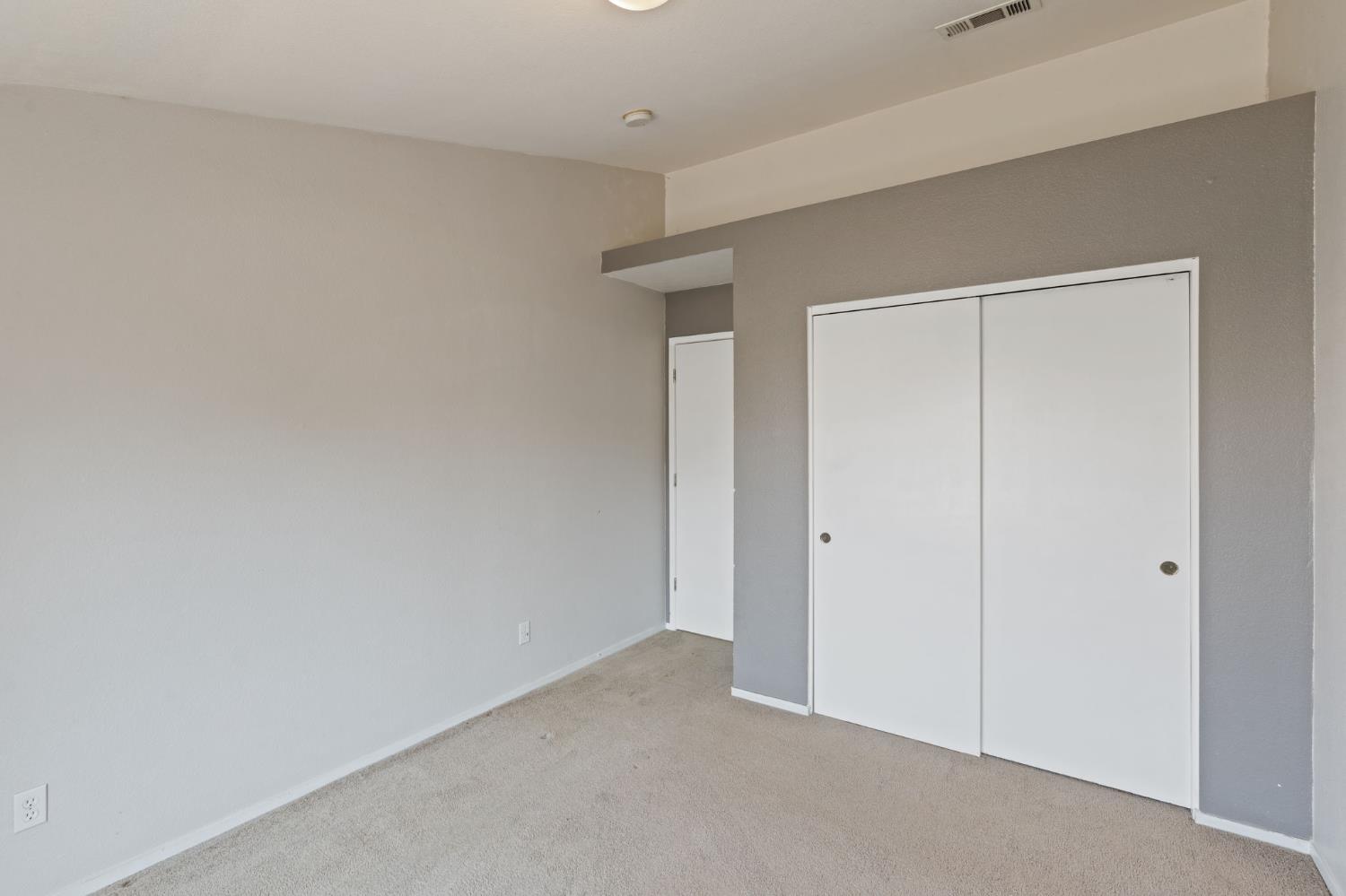 2066 Hastings Dr, Los Banos, CA 93635