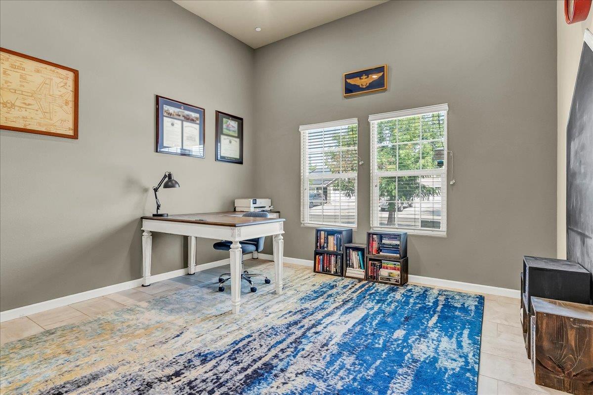 2283 W Andrew Ln, Hanford, CA 93230
