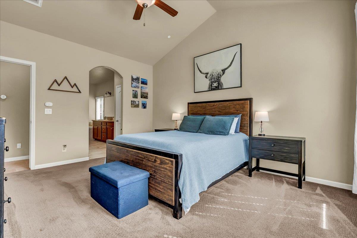2283 W Andrew Ln, Hanford, CA 93230