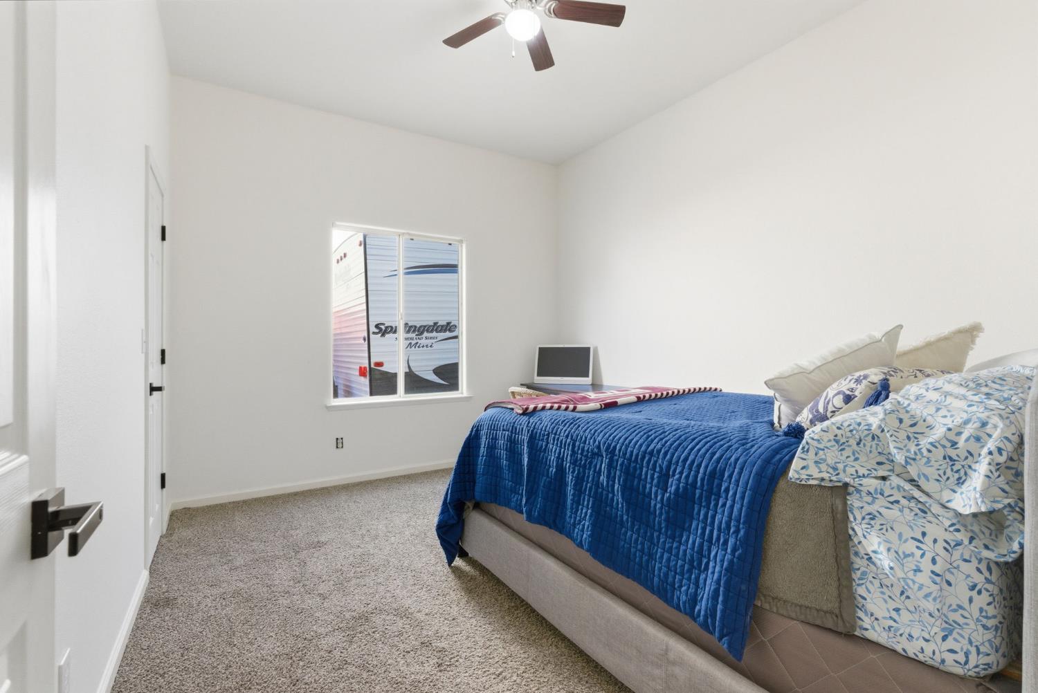 1109 W Cinnamon Ave, Hanford, CA 93230