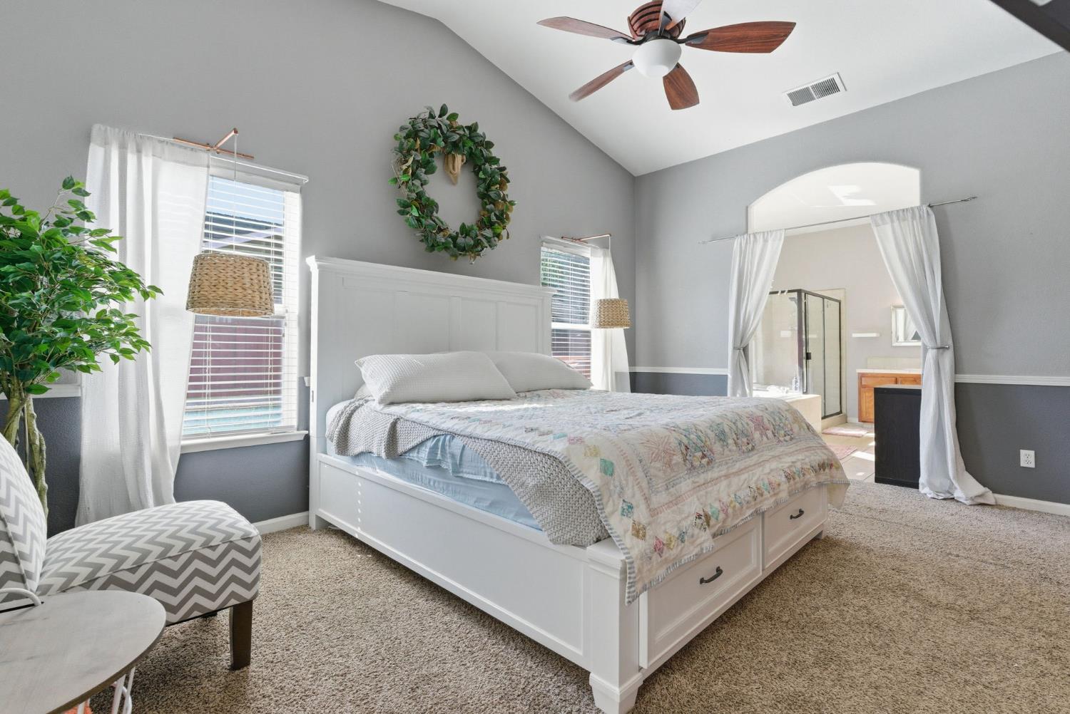 1109 W Cinnamon Ave, Hanford, CA 93230