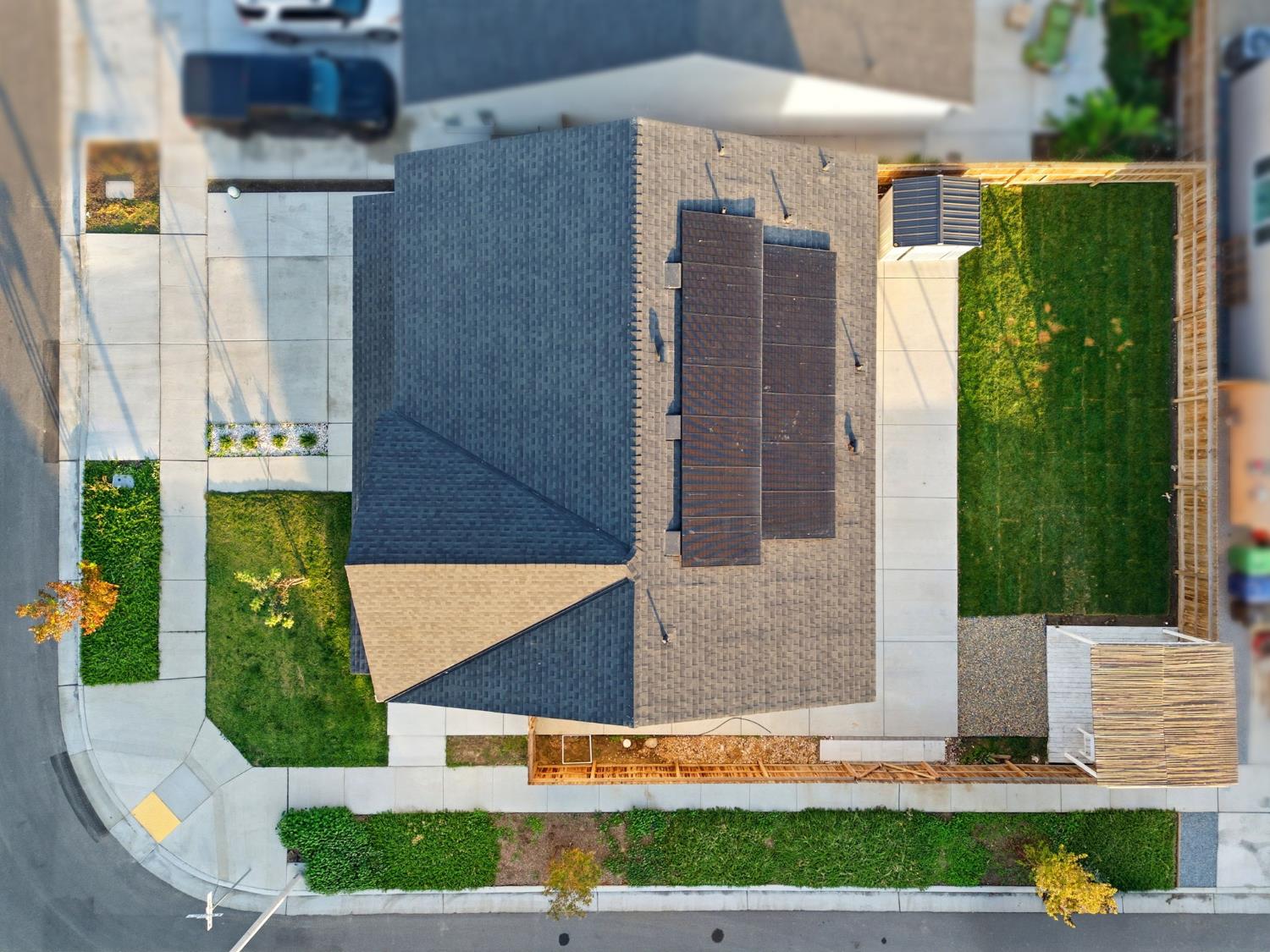 2459 W Hampton Dr, Hanford, CA 93230