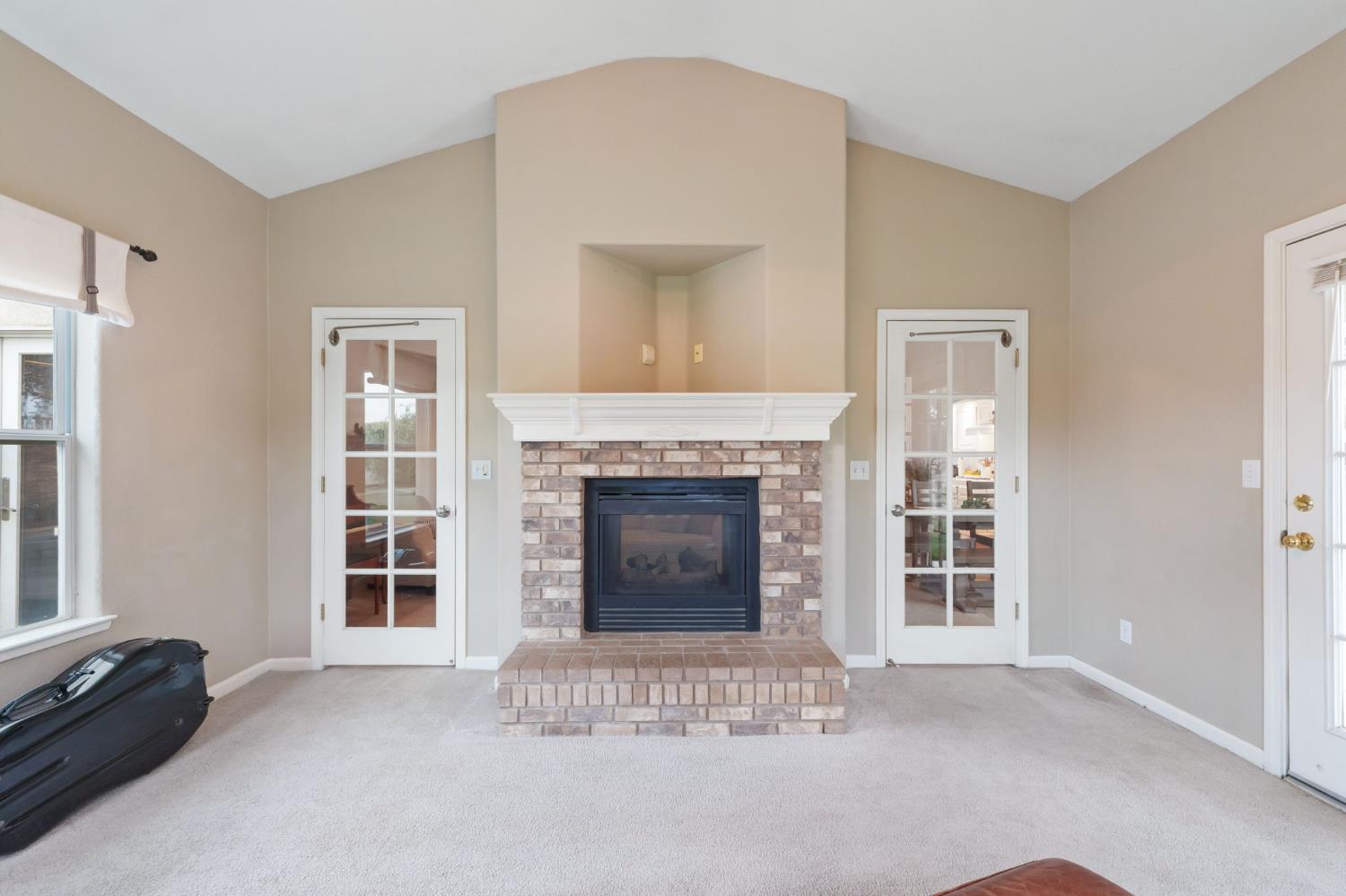 3150 N Madison Way, Hanford, CA 93230