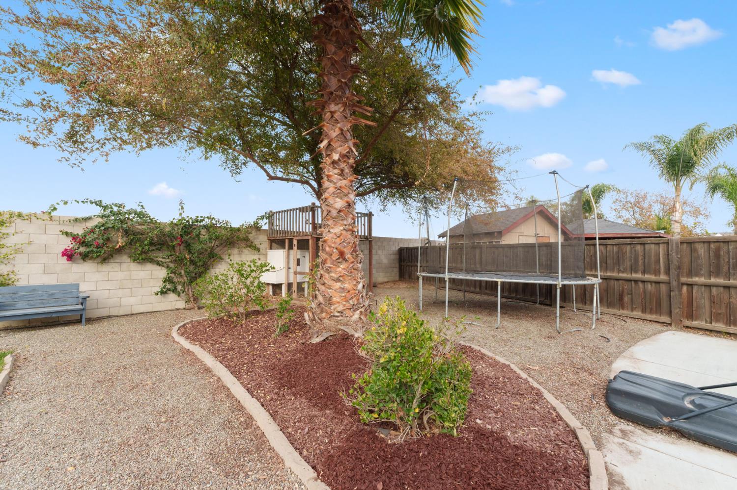 3150 N Madison Way, Hanford, CA 93230