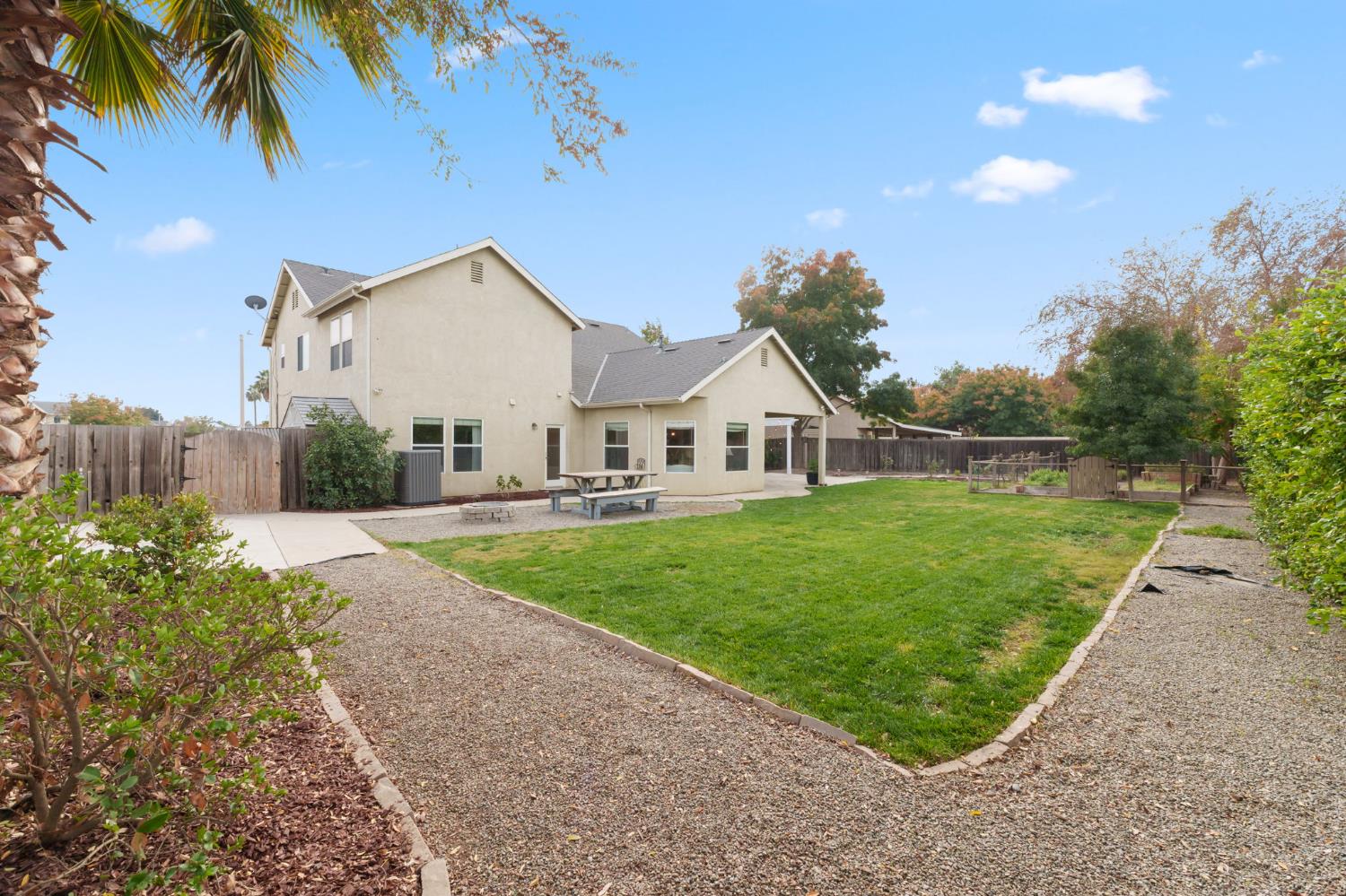 3150 N Madison Way, Hanford, CA 93230